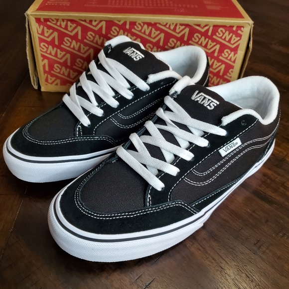 Vans Bearcat Black/White Men Size 8, equivalent to Women Size 9.5 - Picture 3 of 10